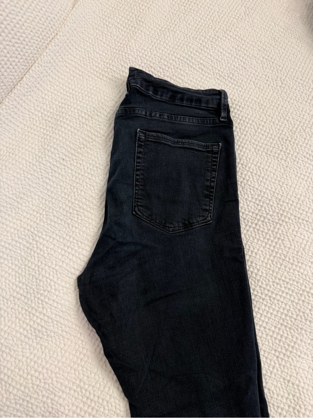 Good American Denim Mid-Blue High Rise Jeans - Picture 8 of 9